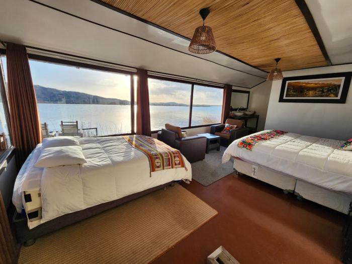 Casitas Del Titicaca Peru,Uros Floating Islands>>Puno,1 star