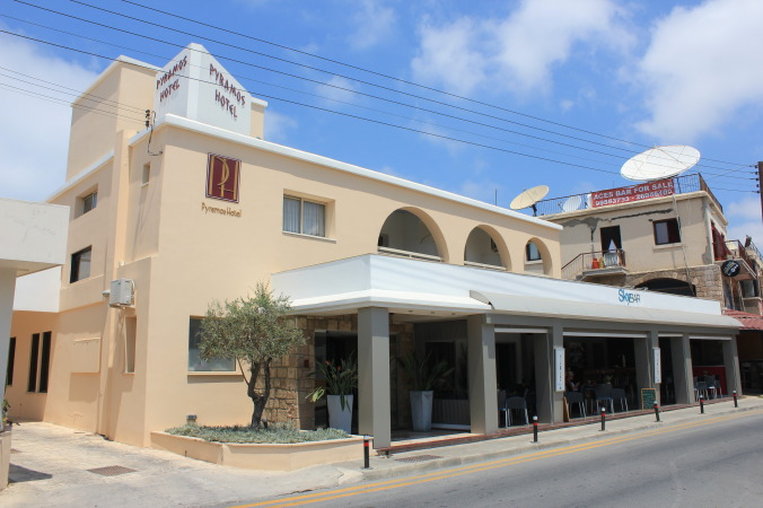 Pyramos Hotel,Paphos Archaeological Park>>Kato Paphos,3 star