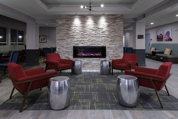 Hampton Inn By Hilton Concord/Bow,In The City Center,3 star