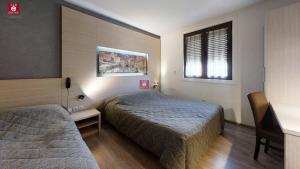 Alb'hotel Grill,Annecy>>Alby-Sur-Cheran,2 star