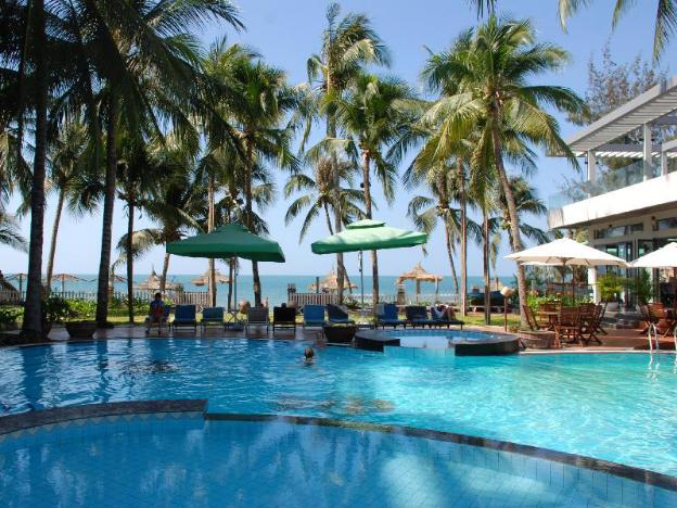 canary beach resort