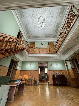 guest house top floor