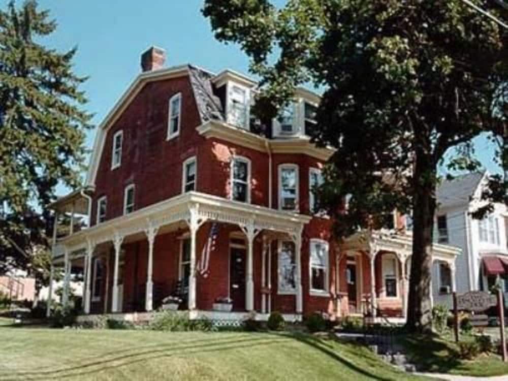 brickhouse inn
