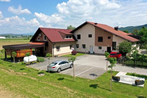 lux living apartment budic
