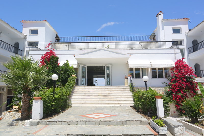 hilltop hotel