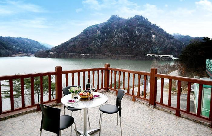 Lahoya Pension,Chuncheon-Si>>Chuncheon,3 star