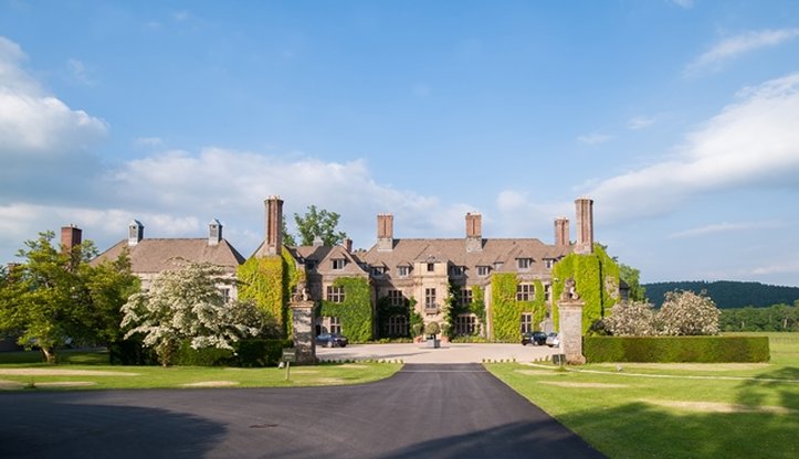 Llangoed Hall,Bronllys>>Brecon,4 star
