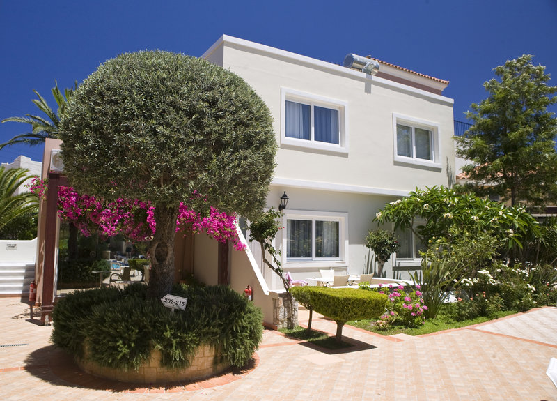 Zeus Village,Near Agioi Apostoloi Beach,4 star