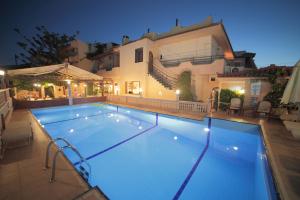 erato hotel
