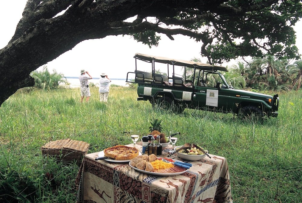 Makakatana Bay Lodge,On A Lake,4 star