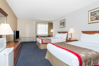 ramada by wyndham strasburg shenandoah valley