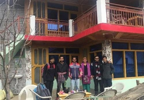 Tirthan Valley Luxmi Homestay,Kotla>>Gushaini,0 star