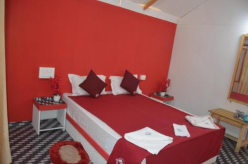 The Charming Nights,,3 star