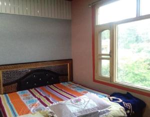 Yellowoaks Guest House,Himachal Pradesh>>Baijnath,3 star