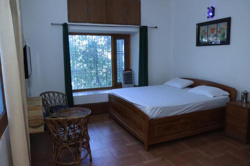 room-image