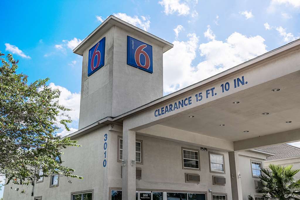 motel 6 pasadena tx