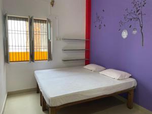 Indra Paying Guest House,Sarnath>>Varanasi,1 star