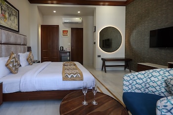 Hotel Vrinda, Nathdwara,Near Shrinathji Temple,3 star