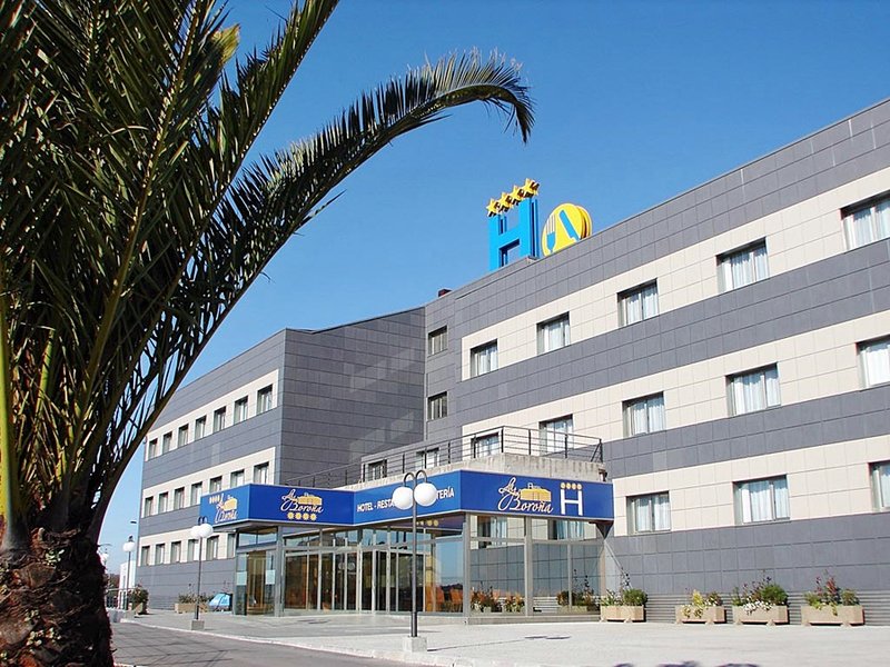 hotel la borona