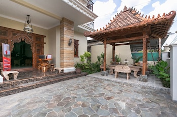 reddoorz syariah near exit toll banyumanik