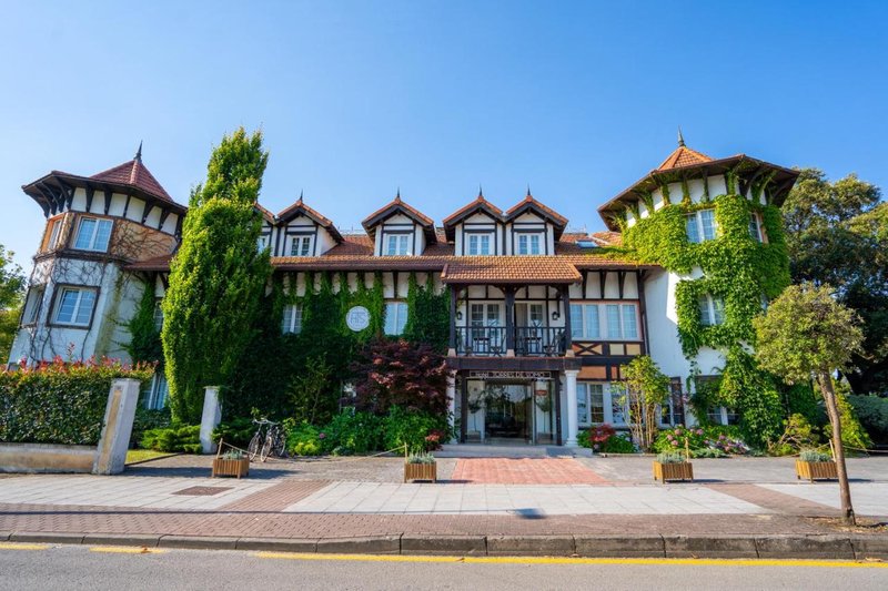 Torres De Somo,Langre>>Cantabria,4 star