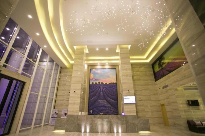 Lavande Hotels Guangzhou Jiahe Wanggang Metro Station Junhe Avenue,,4 star