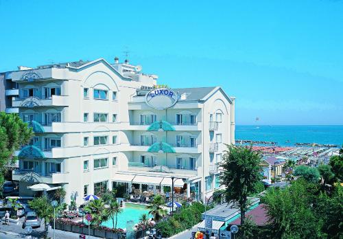 Hotel Luxor Beach,Emilia-Romagna>>Cattolica,4 star
