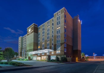 doubletree by hilton hotel biloxi
