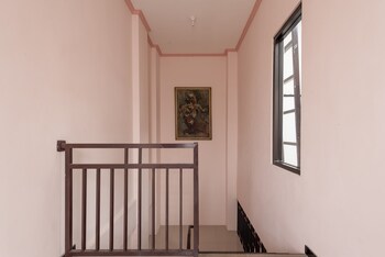 koolkost syariah near upn veteran