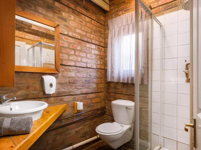 Waschbank River Lodge,,1 star