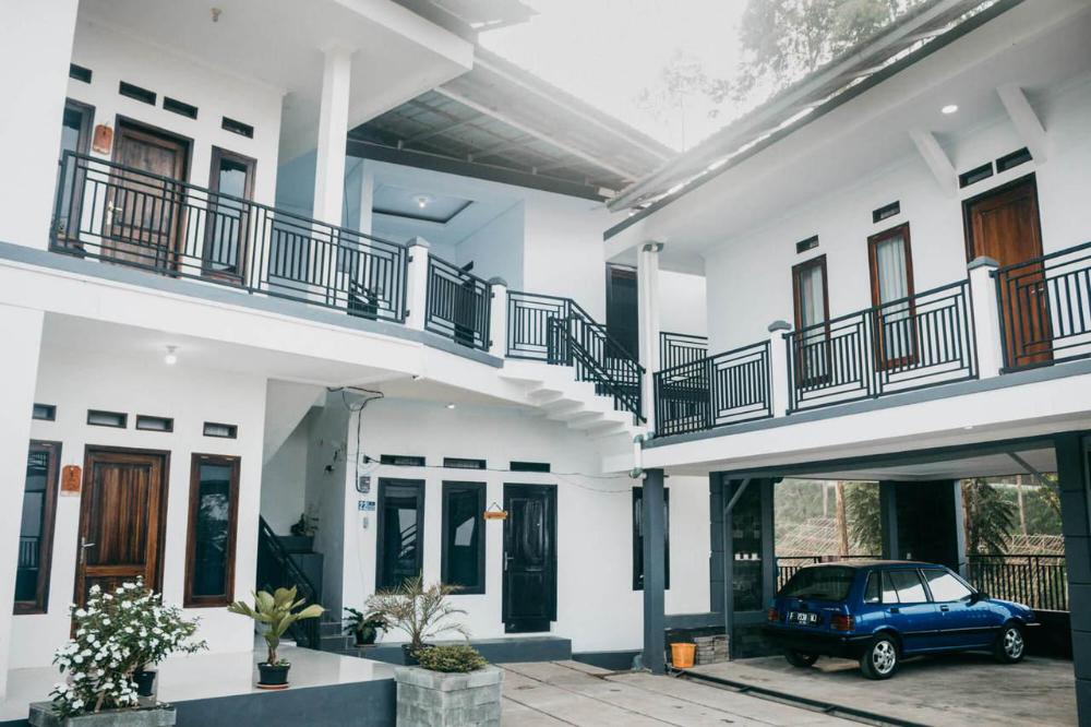 Erika Homestay,,2 star