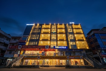 Fabhotel Champion Gateway,Bengaluru|Yelahanka,3 star