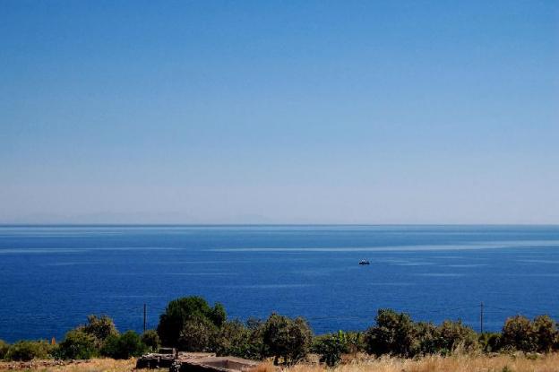 Cavo Petra,Athens>>Agios Georgios,3.5 star