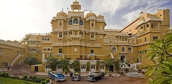 Deogarh Mahal