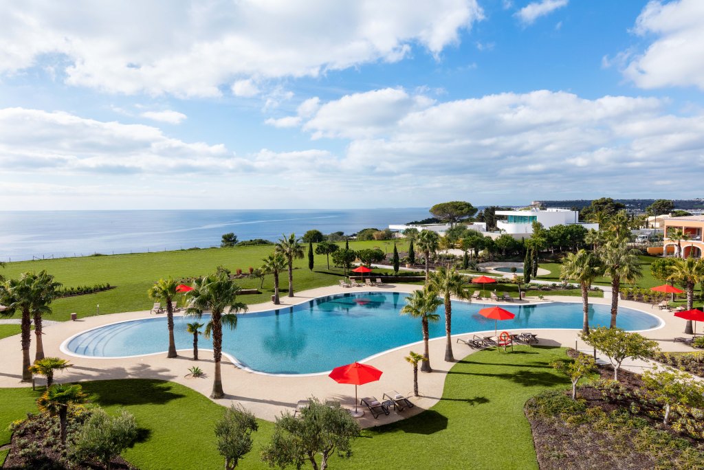 Cascade Wellness Resort,,5 star