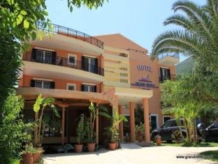 Hotel Grand Nefeli