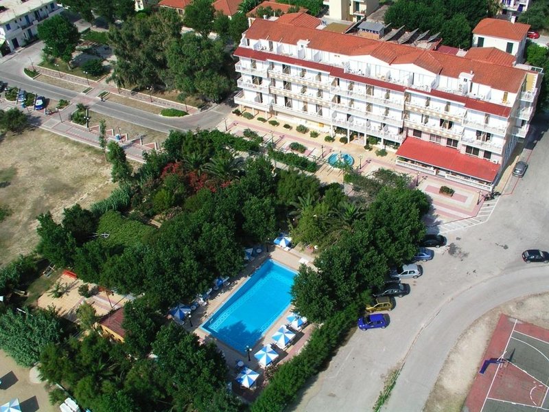 summery hotel