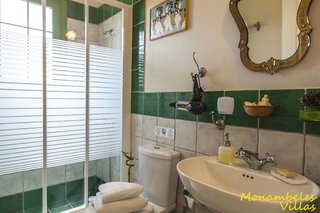 monambeles villas