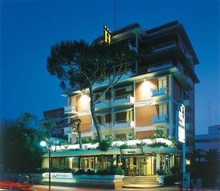 Hotel Bracciotti,Forte Dei Marmi>>Camaiore,3 star