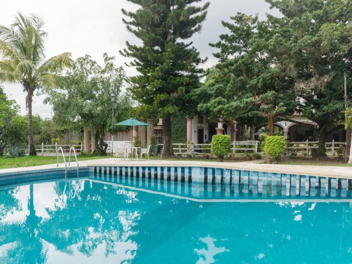 Rancho Hotel El Carmen,,3 star