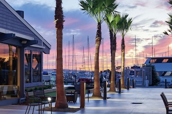 Doubletree By Hilton Hotel Berkeley Marina,Berkeley>>Alameda,4 star