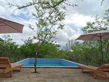 Mikumi Faru Luxury Tented Campsite,Morogoro>>Mikumi,3 star