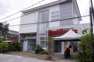 reddoorz near gor satria purwokerto