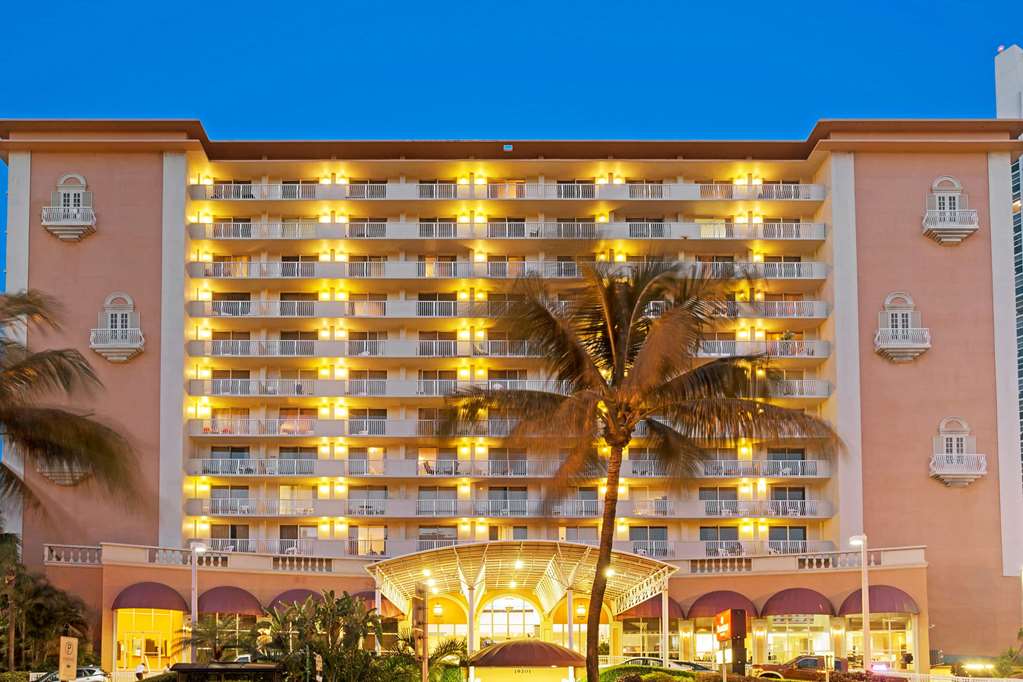 Ramada Plaza By Wyndham Marco Polo Beach Resort,Miami Beach>>Miami,3 star