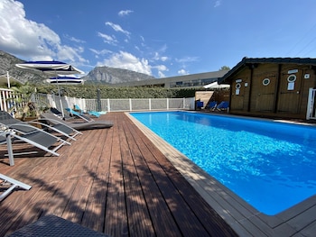 logis hotel le neron