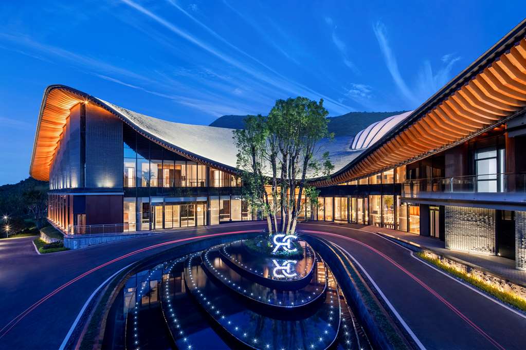 radisson collection resort nanjing