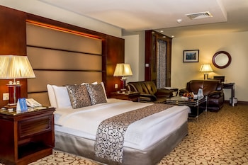 days inn by wyndham hotel suites amman