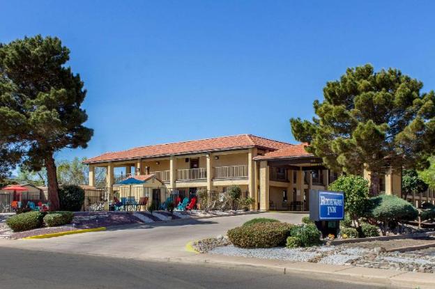 Rodeway Inn Near Ft Huachuca,,2 star