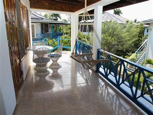 negril tree house resort