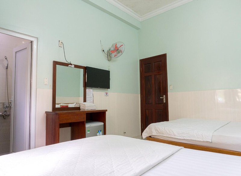 Tuyet Lan Hotel Vung Tau By Zuzu,,2 star